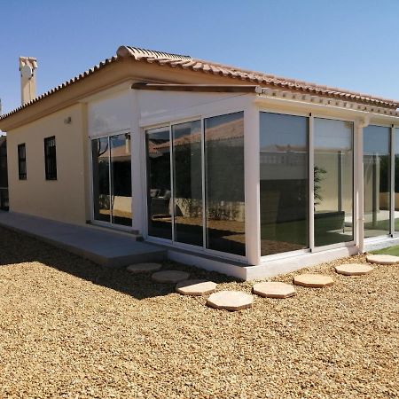 Villa Los Castos Immaculate 2-Bed Villa Arboleas المظهر الخارجي الصورة