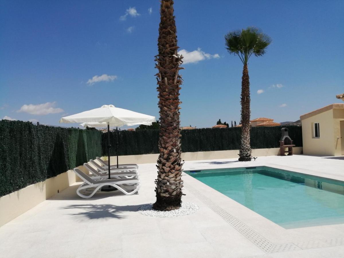 Villa Los Castos Immaculate 2-Bed Villa Arboleas المظهر الخارجي الصورة