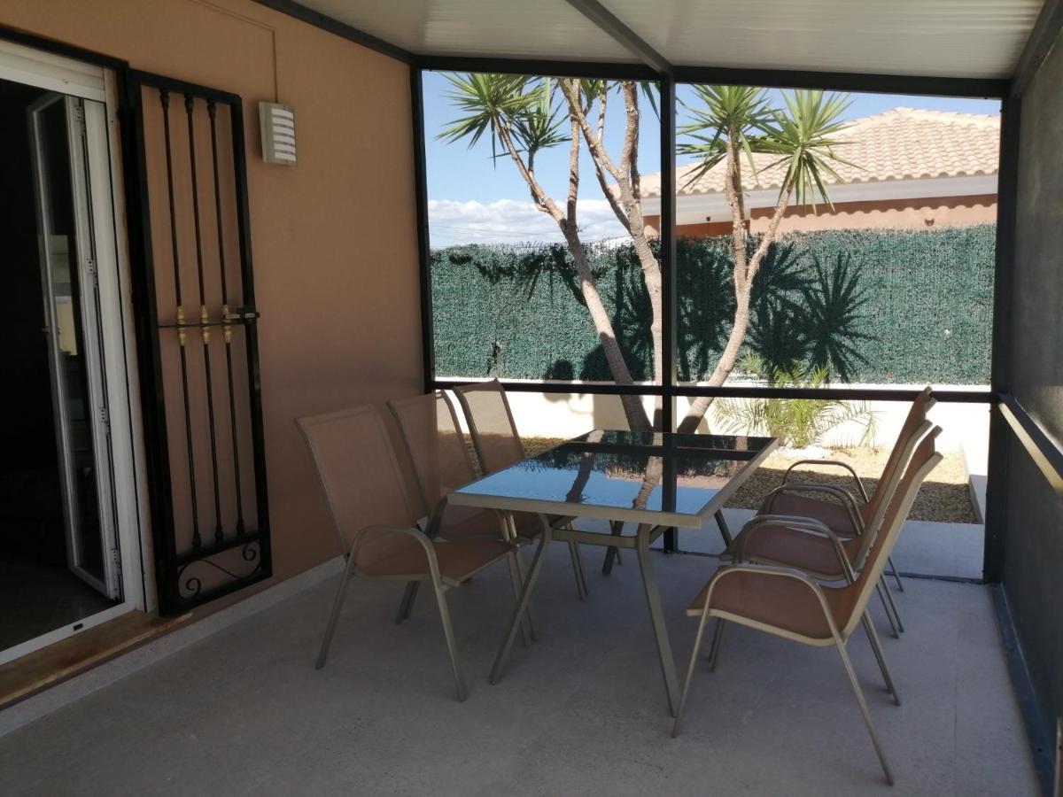 Villa Los Castos Immaculate 2-Bed Villa Arboleas المظهر الخارجي الصورة