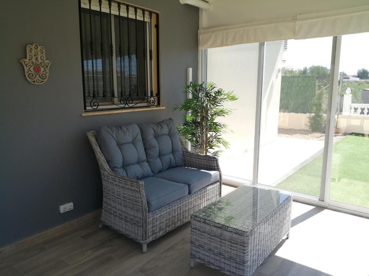 Villa Los Castos Immaculate 2-Bed Villa Arboleas المظهر الخارجي الصورة