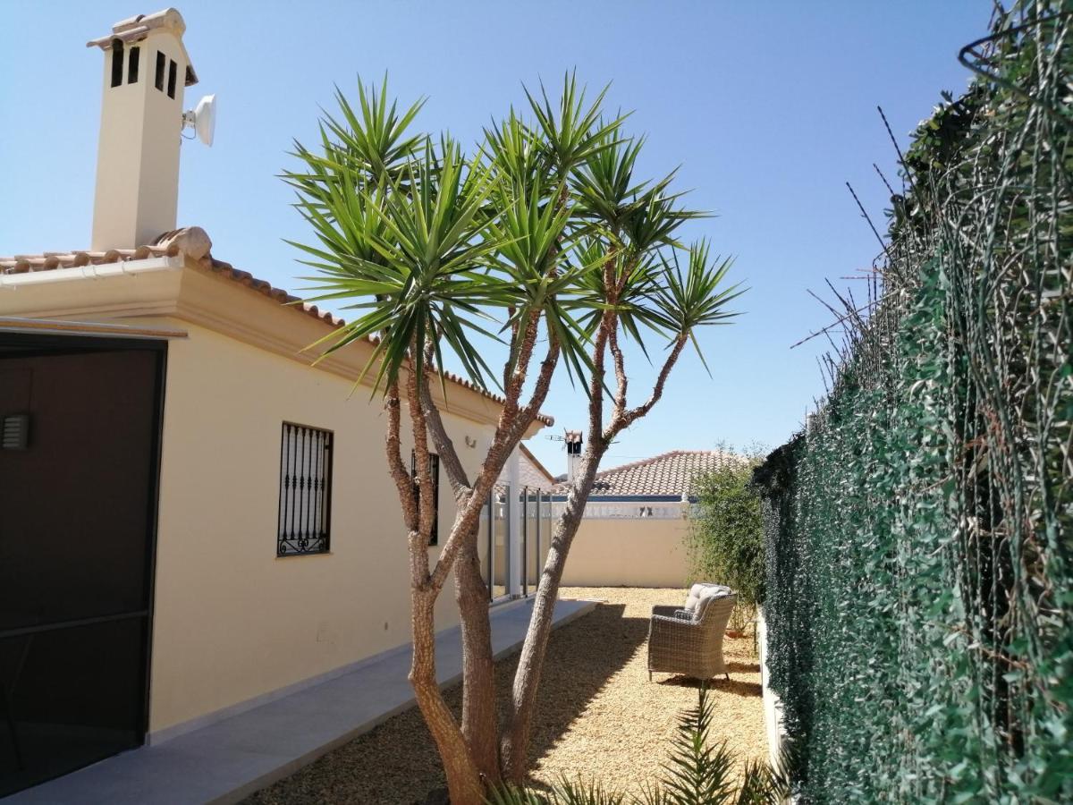 Villa Los Castos Immaculate 2-Bed Villa Arboleas المظهر الخارجي الصورة